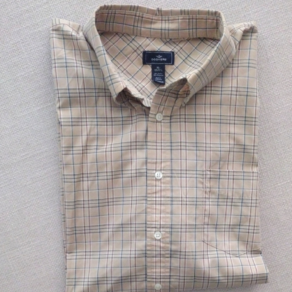 Dockers Men's Tan Plaid Shirt